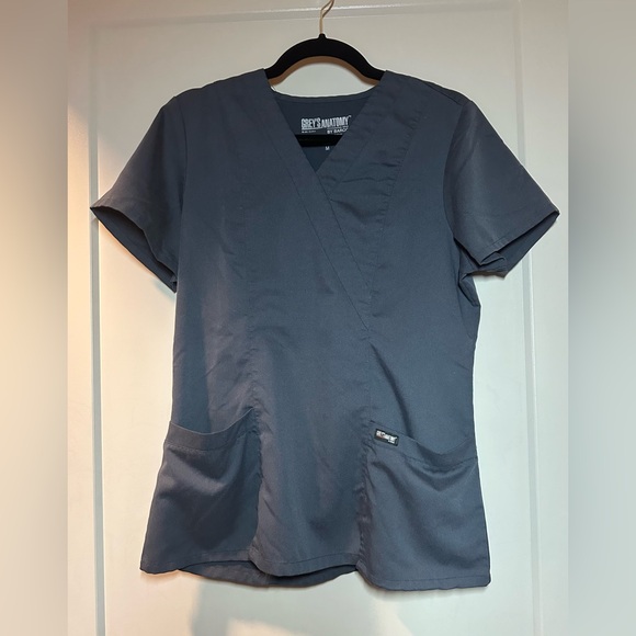 Grey’s Anatomy Scrub Set  Medium Top/Small Pants in Steel - Picture 2 of 5